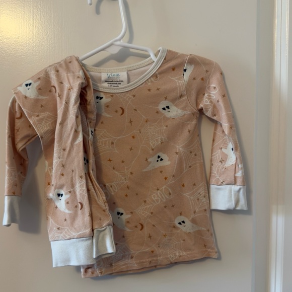 6-12 months Vivie and Ash ghost pajamas - Picture 1 of 6